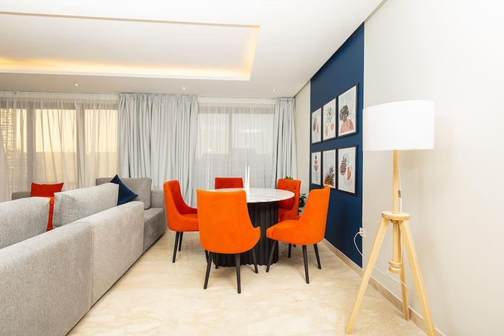 Modern 2Br Retreat In Marina Sale Luxury Living Apartment Hajja ภายนอก รูปภาพ