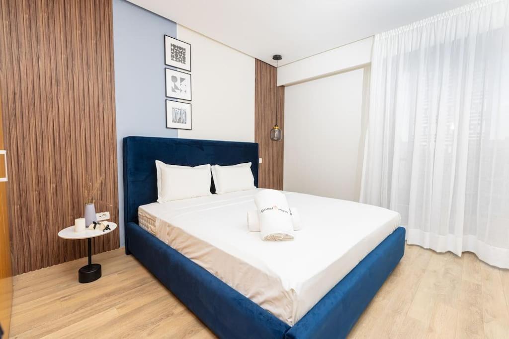 Modern 2Br Retreat In Marina Sale Luxury Living Apartment Hajja ภายนอก รูปภาพ